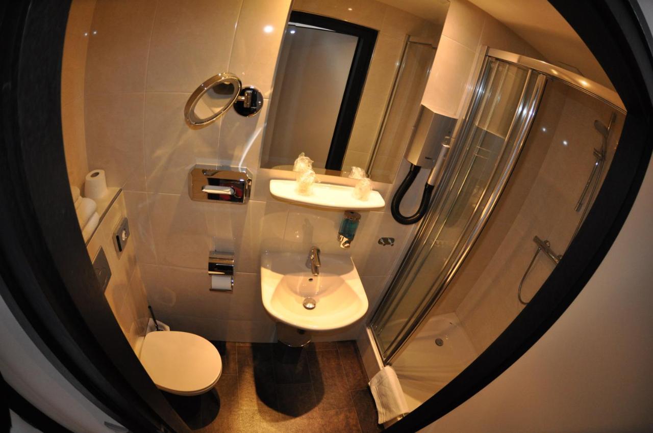 Budget Hotel Le Beau Rivage Middelburg Exterior foto